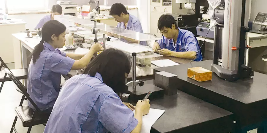 パートナー企業  出荷検査